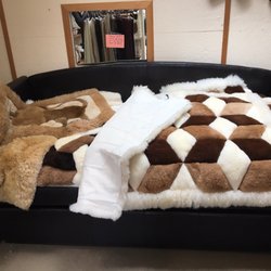 Alpaca Shop - Alpaca blanket, each color fur has unique texture, stunning and oozes luxury.