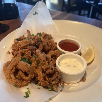 Yard House - Fried Calamari was ok also - Bars Near Me - Temecula, California