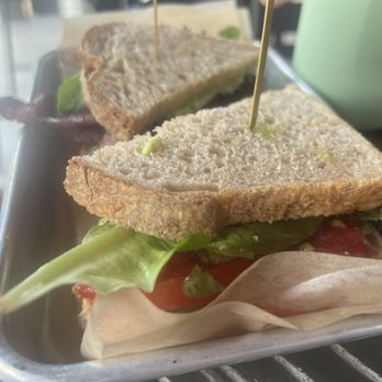Pisgah Bakehouse - Avocado BLT- really delicious tomatoes, fresh everything - Bakeries Near Me - Brevard, North Carolina