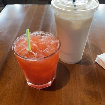 Bravis - Margarita and Horchata - Mexican Near Me - Shakopee, Minnesota