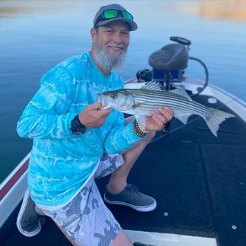Dave Horst Fishing Guide Service - Boat Charters Near Me - Castaic, California