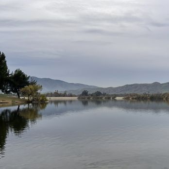 Prado Regional Park - Lake view on a cloudy afternoon (taken 1/13/2022) - Hiking Near Me - Chino, California Prado Regional Park - Lake view on a cloudy afternoon (taken 1/13/2022) - Hiking Near Me - Chino, California