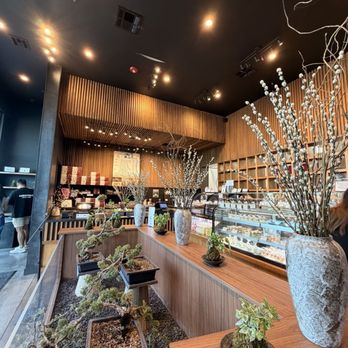 Pullman Bread - Beautiful decor! - Japanese Near Me - Enterprise, Nevada