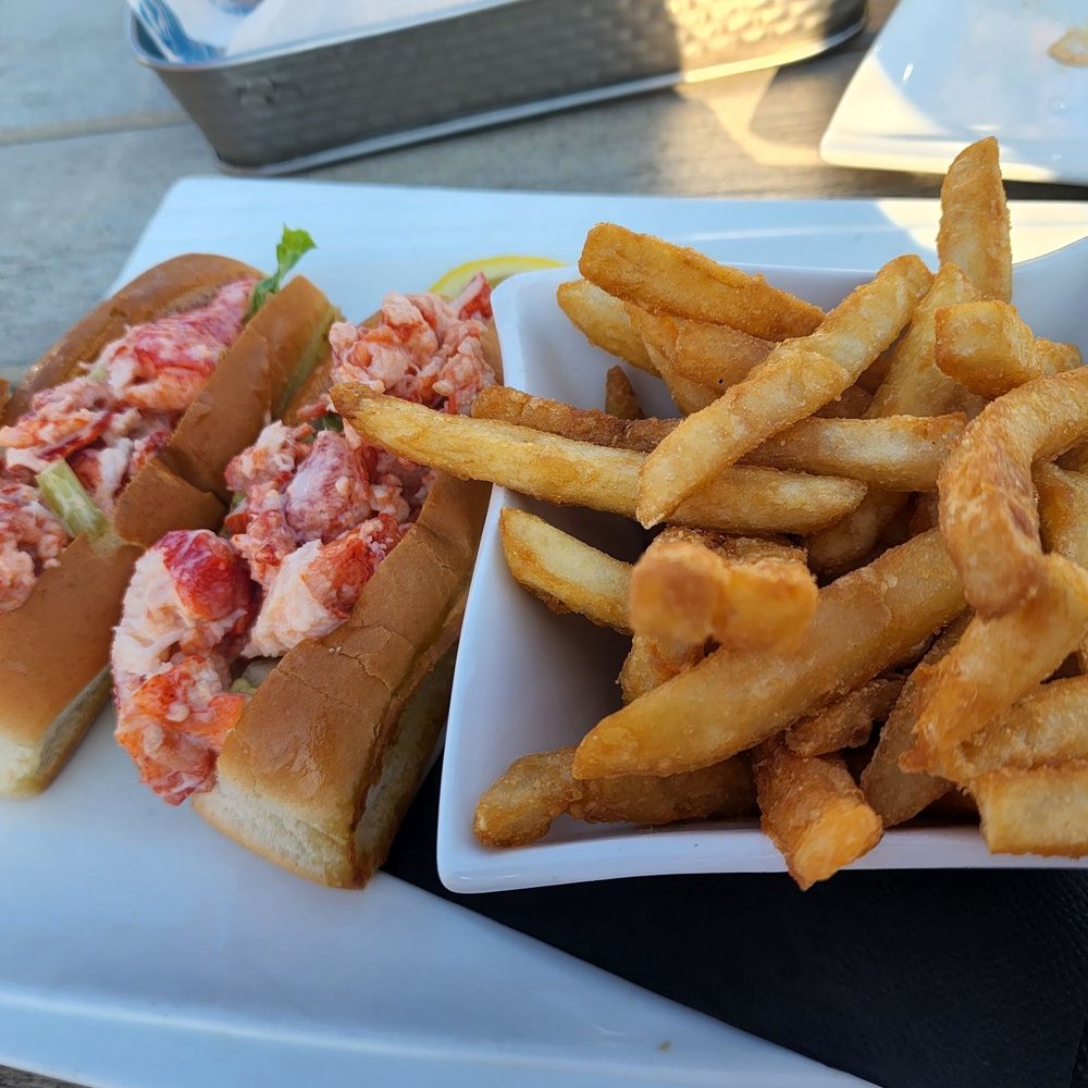 RipTydz - Lobster rolls and fries - Seafood Near Me - Myrtle Beach, South Carolina