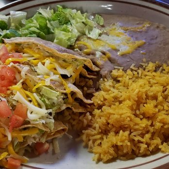 Los Mariachis - 3 beef taco plate - Mexican Near Me - Las Cruces, New Mexico Los Mariachis - 3 beef taco plate - Mexican Near Me - Las Cruces, New Mexico
