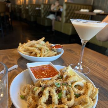 Sitting Duck Tavern - two plates of food and a martini - Bars Near Me - Trumbull, Connecticut Sitting Duck Tavern - two plates of food and a martini - Bars Near Me - Trumbull, Connecticut
