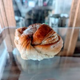 Cardamom Bun