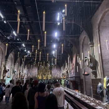 Warner Bros Studio Tour London - Grand hall - Tours Near Me - Leavesden, HRT Warner Bros Studio Tour London - Grand hall - Tours Near Me - Leavesden, HRT