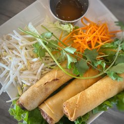 Sao Lao Thai Café - Egg rolls