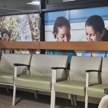 Virtua Mount Holly Hospital - ER waiting room - Hospitals Near Me - Mount Holly, New Jersey Virtua Mount Holly Hospital - ER waiting room - Hospitals Near Me - Mount Holly, New Jersey