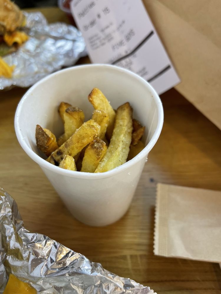 FIVE GUYS Updated June 2024 123 Mulgoa Rd, Penrith New South Wales, Australia Burgers