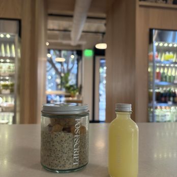 Postscript - Peach Melba Overnight Oats - Coffee Roasteries Near Me - San Francisco, California