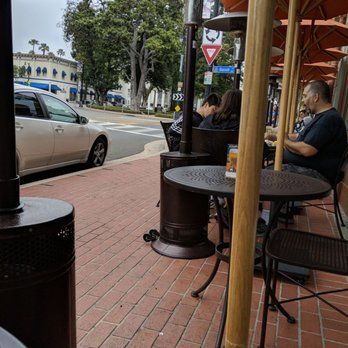 Urth Caffé - Orange - Outside seating - Coffee & Tea Near Me - Orange, California