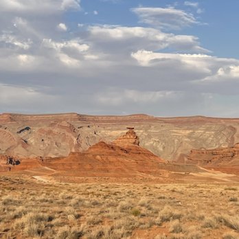 Mexican Hat Rock - Landmarks & Historical Buildings Near Me - Mexican Hat, Utah Mexican Hat Rock - Landmarks & Historical Buildings Near Me - Mexican Hat, Utah