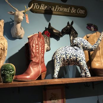 Dot Fox - Home decor - Women's Clothing Near Me - Louisville, Kentucky Dot Fox - Home decor - Women's Clothing Near Me - Louisville, Kentucky