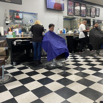 Big W Barber Shop - Getting a haircut - Barbers Near Me - Ontario, California