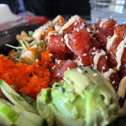 Halo Hawaiian BBQ & Poke Bar - Poke Bowl