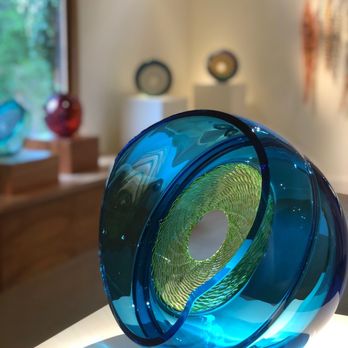 Schantz Galleries - glass sculpture by Dante Marioni and John Kiley, july 2020 - Art Galleries Near Me - Stockbridge, Massachusetts Schantz Galleries - glass sculpture by Dante Marioni and John Kiley, july 2020 - Art Galleries Near Me - Stockbridge, Massachusetts