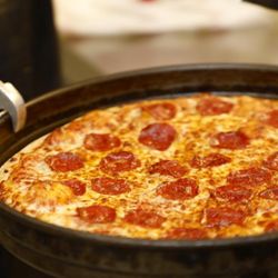 Hungry Howie's Pizza - Pizza made fresh to order
