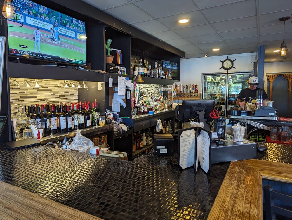 Sully's Bistro & Bar