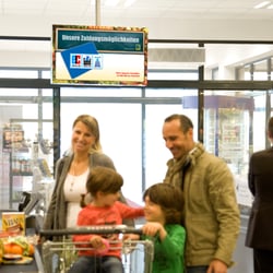 VIEWENTO GmbH - EDEKA TV - WARTEZEITEN // Verkürzung der gefühlten Wartezeit durch Infotainment, gespeist aus dem EDEKA TV Netz.