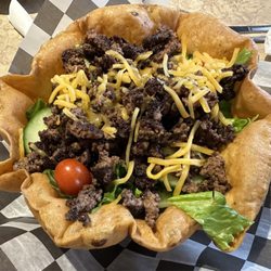 Northland Restaurant & Lounge - Taco salad was perfect. I love a good salad and this was so yum!