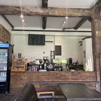 Trax - Front counter - Coffee & Tea Near Me - Beacon, New York