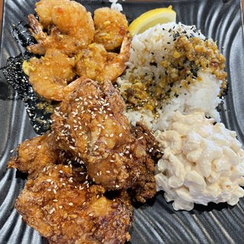 Beastside Kitchen - Best garlic shrimp on the island - Seafood Near Me - Honolulu, Hawaii