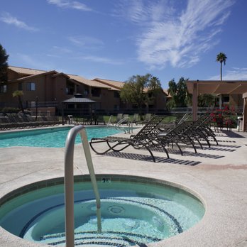 Saddleback Condominium Rentals - Apartments Near Me - Bermuda Dunes, California