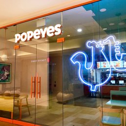 Exterior photo of Popeyes - Toronto, Ontario Exterior photo of Popeyes - Toronto, Ontario