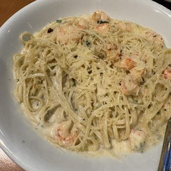 Green Mill Restaurant & Bar - Pizza Near Me - Shoreview, Minnesota