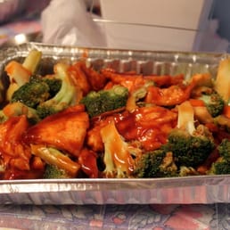 Tofu, broccoli, in garlic sauce.  Note, not on menu.  Made by special request.