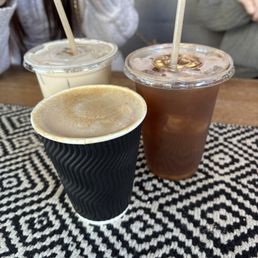 Peanut butter latte with almond milk, iced peanut butter latte and a tea! Delicious!! Peanut butter latte with almond milk, iced peanut butter latte and a tea! Delicious!!