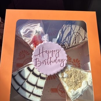 La Monarca Bakery & Cafe - Cute cake! Tres Leches Cake, Horchata Cake, Fresas con Crema and Hot Chocolate Cake - Coffee & Tea Near Me - Los Angeles, California