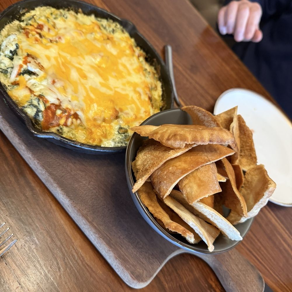At The Rooftop - Spinach Artichoke Dip - Cocktail Bars Near Me - Canton, Connecticut