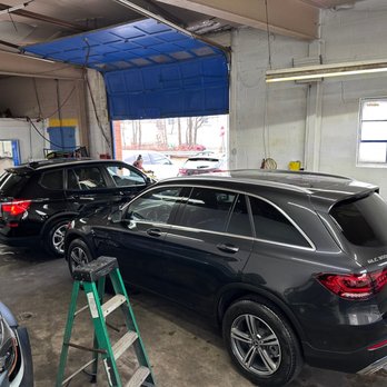 Ridgefield Hand Car Wash - Cars after a machine wax - Car Wash Near Me - Ridgefield, New Jersey Ridgefield Hand Car Wash - Cars after a machine wax - Car Wash Near Me - Ridgefield, New Jersey