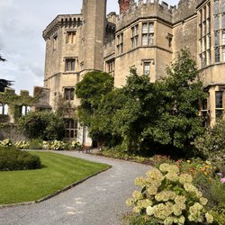 Thornbury Castle and Tudor Gardens - Breathtaking property.