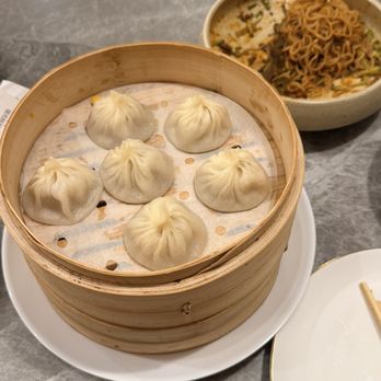 Yum Long - Crab xlb and pork shrimp xlb - Chinese Near Me - Monterey Park, California Yum Long - Crab xlb and pork shrimp xlb - Chinese Near Me - Monterey Park, California