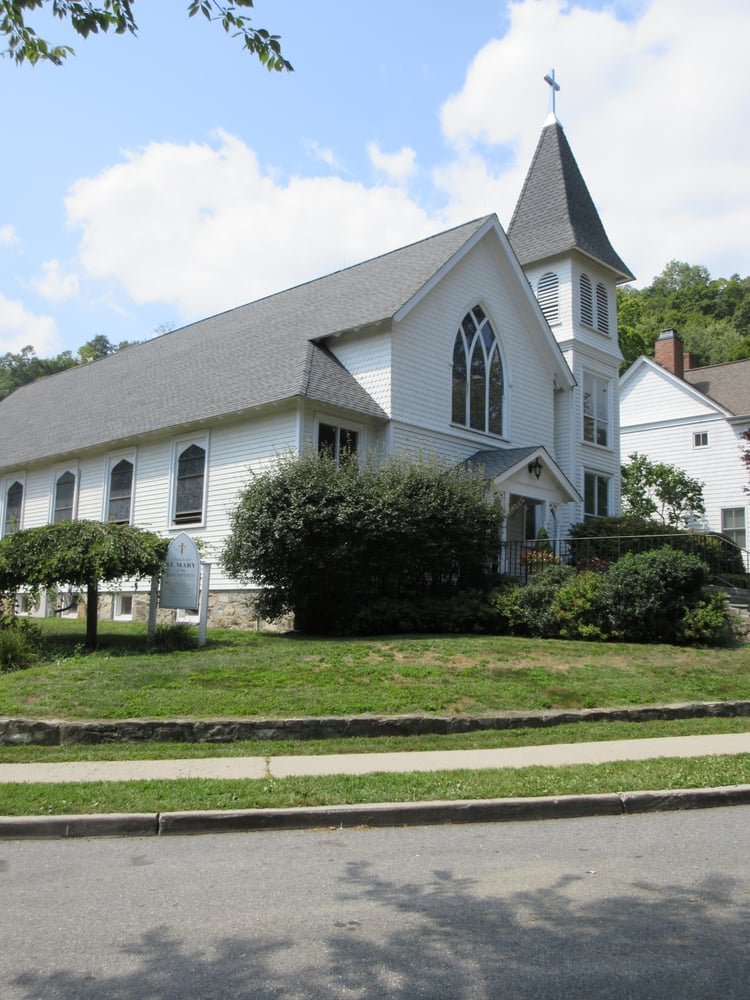 ST MARY OF THE ASSUMPTION 55 Valley Rd, Katonah, New York Churches