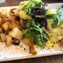 Eggs Benedict