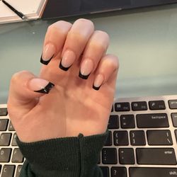 Fanny Nails