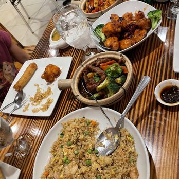 W Kitchen - Family Meal - Chinese Near Me - Houston, Texas W Kitchen - Family Meal - Chinese Near Me - Houston, Texas