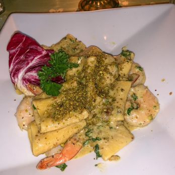 Pane e Vino - Paccheri con Gamberi e Pistacchi - Italian Near Me - Miami Beach, Florida Pane e Vino - Paccheri con Gamberi e Pistacchi - Italian Near Me - Miami Beach, Florida