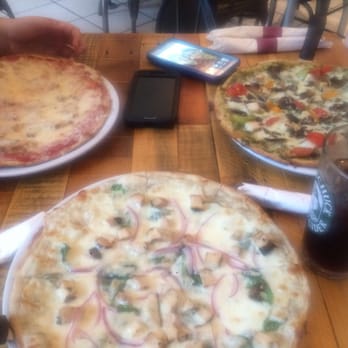 PizzArte - Pizza Near Me - Caguas, Puerto Rico