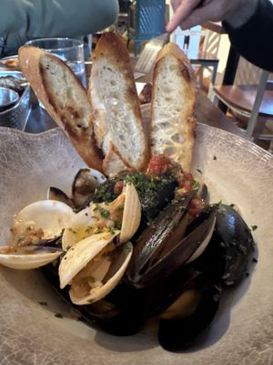 Josephine's Bar & Kitchen by null