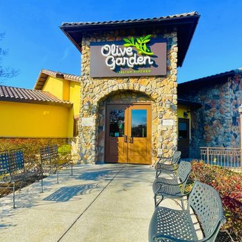Olive Garden Italian Restaurant - Italian Near Me - Bowie, Maryland Olive Garden Italian Restaurant - Italian Near Me - Bowie, Maryland