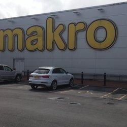 Makro Manchester Store