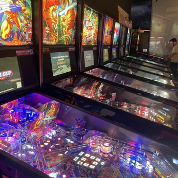 Das Flipperhaus - Arcades Near Me - Rocklin, California