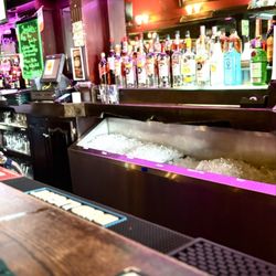 Burke's Restaurant and Bar - Neon Glow Party