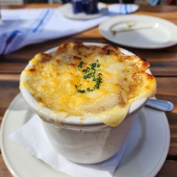 Sam's Anchor Cafe - French onion soup - Seafood Near Me - Tiburon, California Sam's Anchor Cafe - French onion soup - Seafood Near Me - Tiburon, California